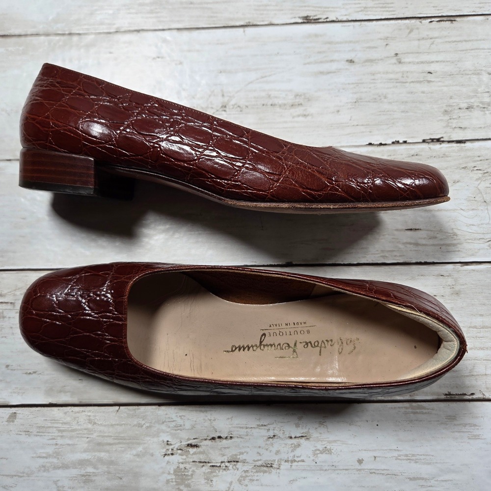 Salvatore Ferragamo Croc Embossed Leather Pumps 7C Square Toe Brown Womens